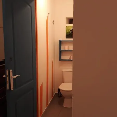 Pause 40 M2 Avec Cour Privative - Spacieux & Confortable سانت-أمبروا