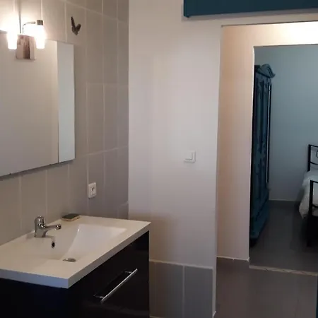 Pause 40 M2 Avec Cour Privative - Spacieux & Confortable