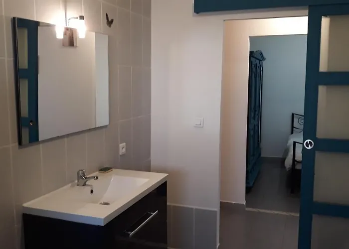 Pause 40 M2 Avec Cour Privative - Spacieux & Confortable